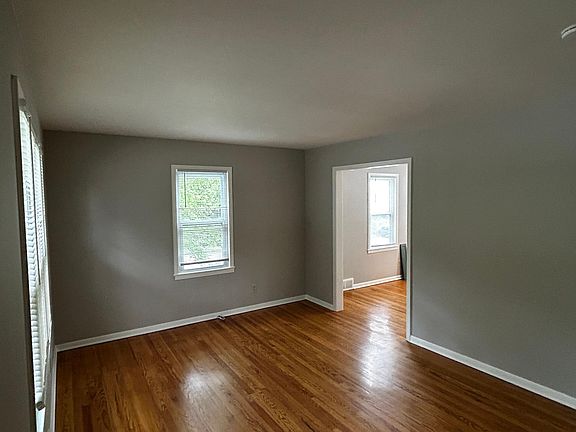 5th image of 1720-2 W 34th St
