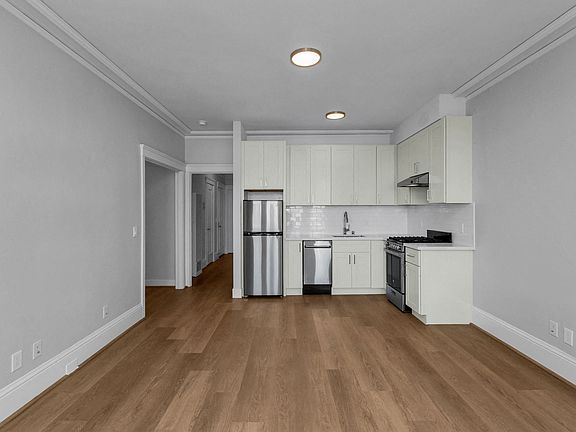 3rd image of 1760 Golden Gate Ave #15