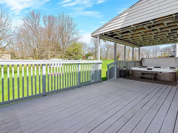4th image of 160 Winterbrook Dr
