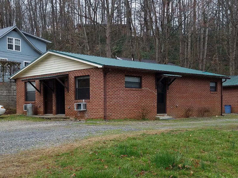 1st image of 11 Reservoir Dr #2