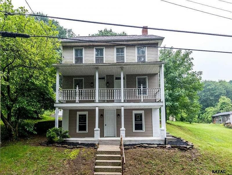 32 Church St, Windsor, PA 17366 Zillow