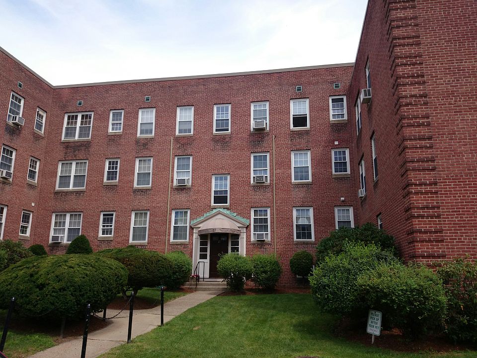 1st image of 27 Englewood Ave APT 1