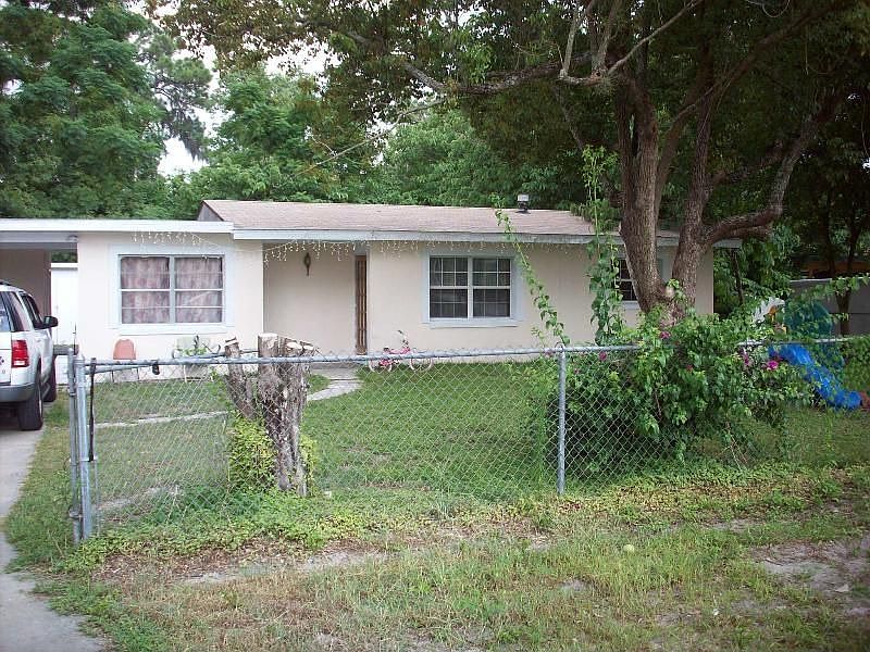 1st image of 1040 Golden Isle Dr