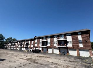 Peoria Place Apartments, Peoria, IL 61614