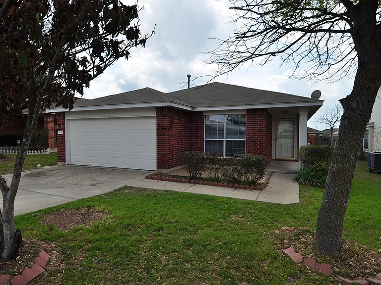 1409 Tea Leaf Dr — Photo 1