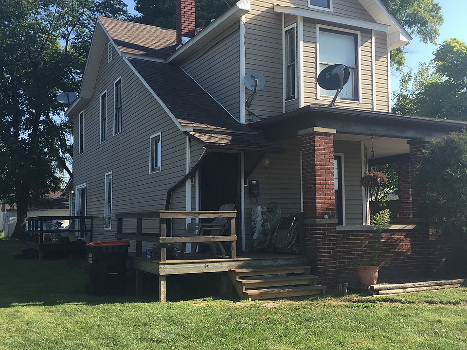1st image of 34 Bolton Ave