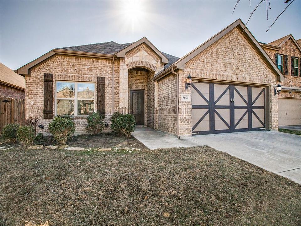 2nd image of 8060 Vista Hill Ln