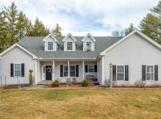 35 Monadnock Ln, Peterborough, NH 03458