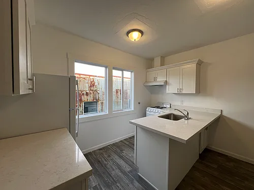 212 E Wishkah St #305 Photo 1