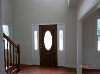 2nd image of 215 Scott Ln