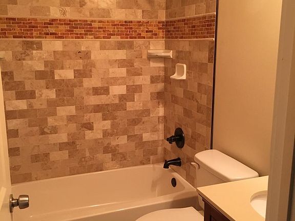 Upstairs smaller bathroom