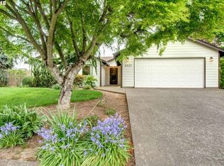 2237 B St, Hubbard, OR 97032