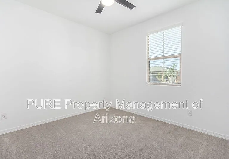 22937 E Roundup Way — Photo 13