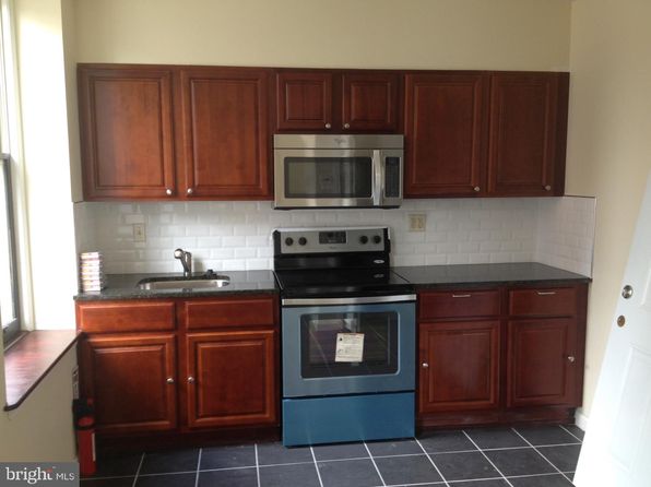228 Arch St #3F