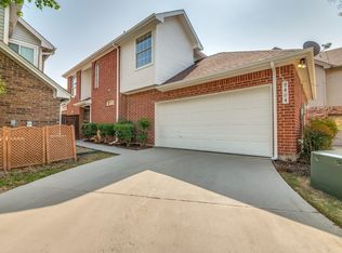 9404 Blue Jay Way, Irving, TX 75063