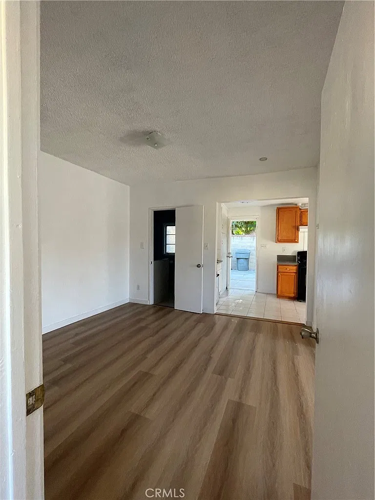 1 bed, 600 sqft, $1,800 — Photo 3