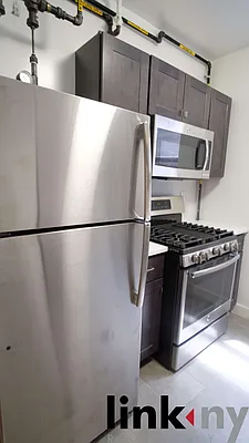 Rented by Link NY Realty | media 12