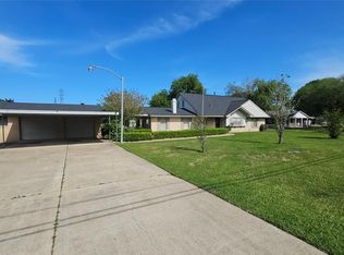 3931 Allen Rd, Pearland, TX 77584