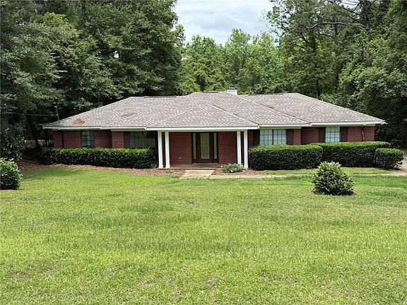 2nd image of 6919 Park Dr