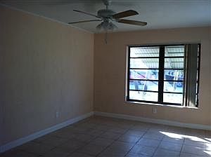 5th image of 2731 NW 13th Ct
