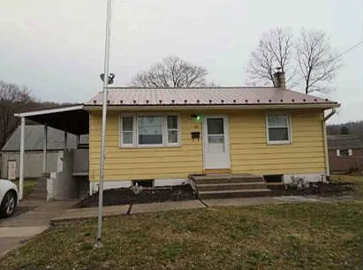 20 W Sherman St — Photo 1