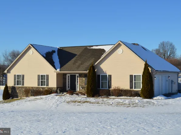 3 Jennifer Dr, Bernville, PA 19506