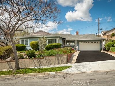 821 Eton Dr, Burbank, CA, 91504