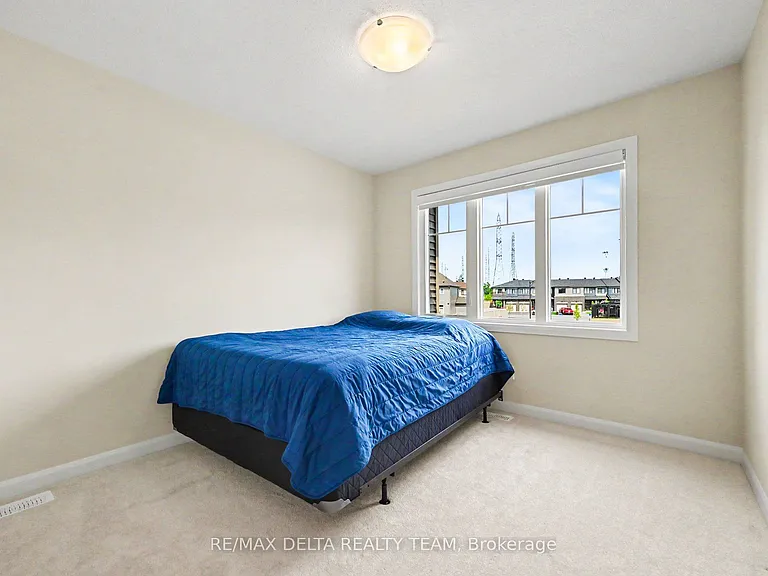 505 Convenire Row — Photo 16