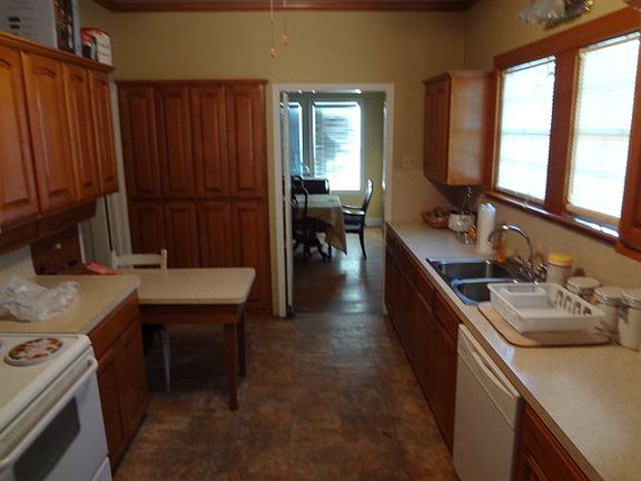 5th image of 4820 Griffing Dr