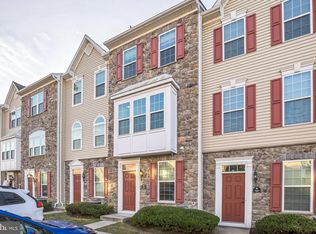 8 Tylers Ct, Somerdale, NJ 08083