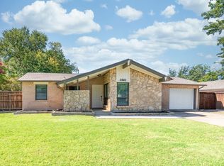 2942 Esterbrook Dr, Farmers Branch, TX 75234