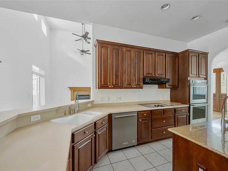 1507 W Windhorst Rd — Photo 22