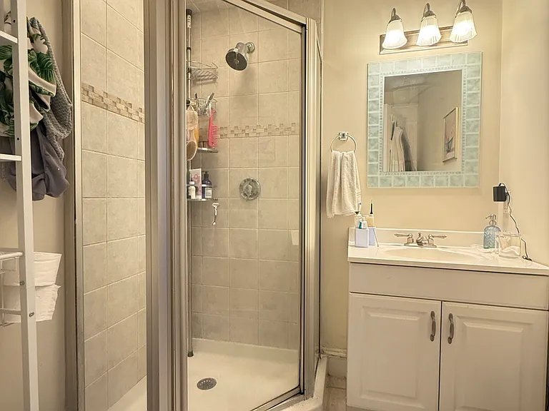45 Radnor Rd #1 — Photo 7