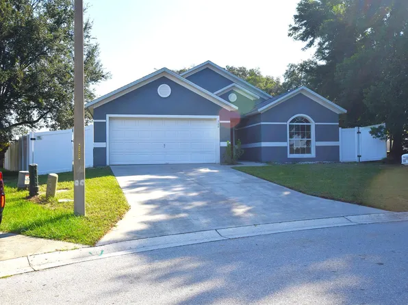 500 Lake Charles Dr, Davenport, FL 33837