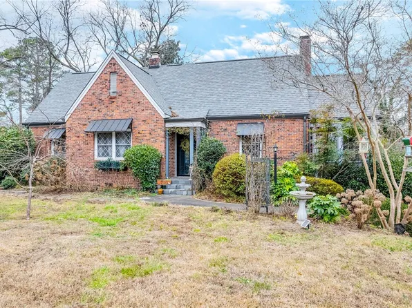 315 N Catherine St, Walhalla, SC 29691
