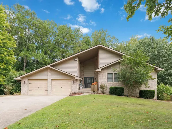 146 Lake Walk Dr, Somerset, KY 42503
