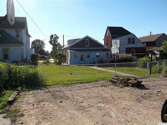 Home for Sale in Quincy, IL $54,900