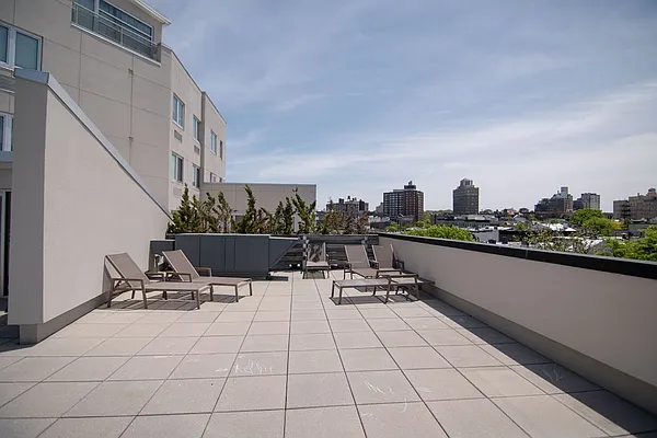 Sold by Compass | media 11