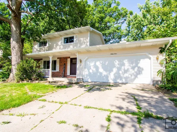 33 Pacific Ave, Hebron, IN 46341