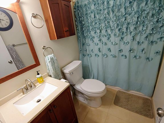 3rd image of 2622 Glengyle Dr #102
