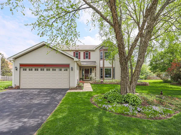 43 Mohawk St, Cary, IL 60013