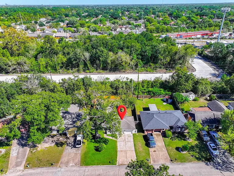 10126 Pine Moss Dr — Photo 47