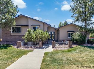 733 Rodeo Ave, Cheyenne, WY 82009