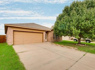3817 N Summer Trail Dr, Fort Worth, TX 76137