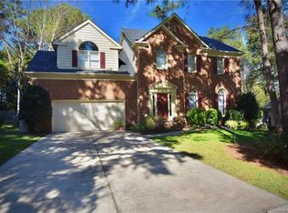 4904 Hickory Lake Ln, Matthews, NC 28105