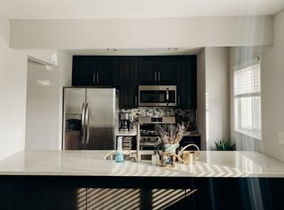 1703 Catalpa Dr APT A, Royal Oak, MI