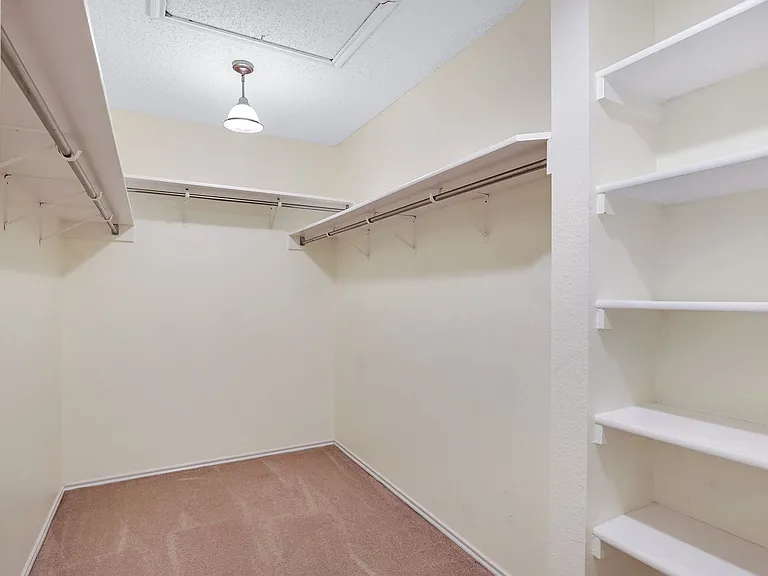 8502 Cottage Park — Photo 21