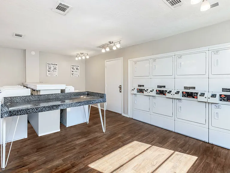 Wood Trail Apartments — Photo 17