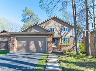 4424 Copperhill Dr, Okemos, MI 48864