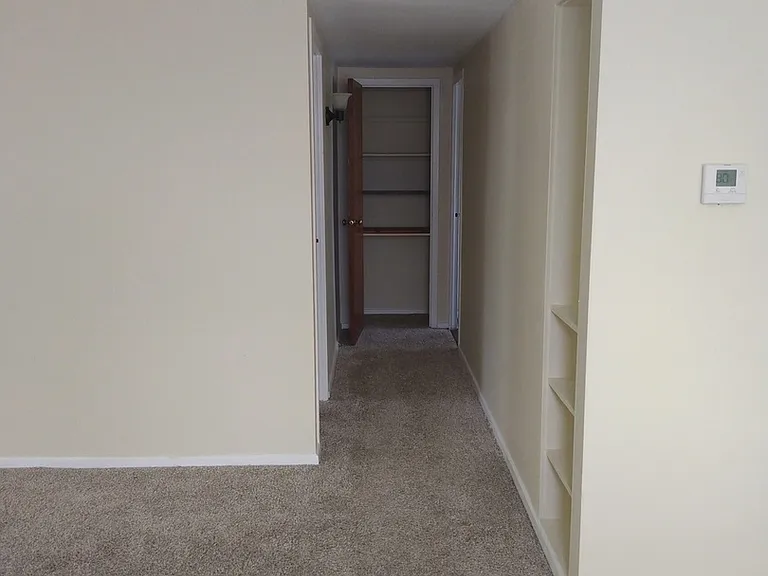 3484 Western Ave #B — Photo 5